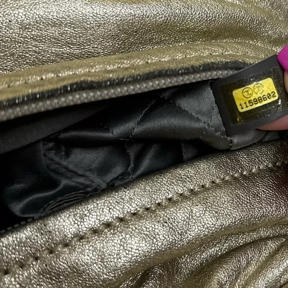 WIN THIS FOR $3!! Vintage Chanel Feather Weight Bowling Quilted Leather Bag - Picture 9 of 11